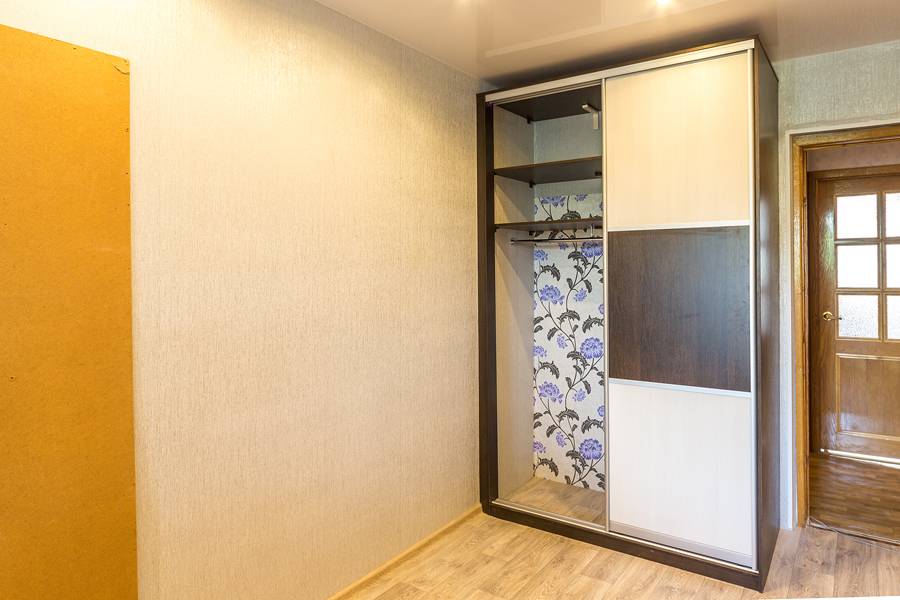 Шкаф-купе двухстворчатый в спальню