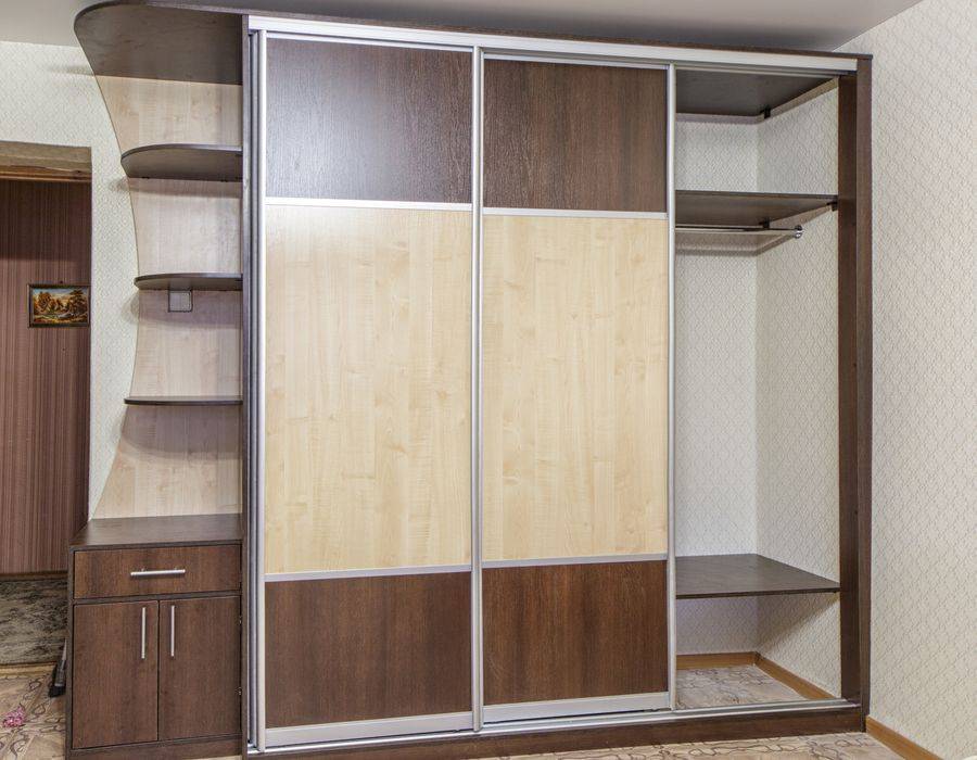 Шкаф-купе в прихожую